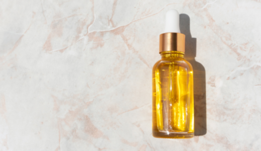 くせ毛ヘアオイルの選び方とおすすめ！広がりを抑える方法も解説